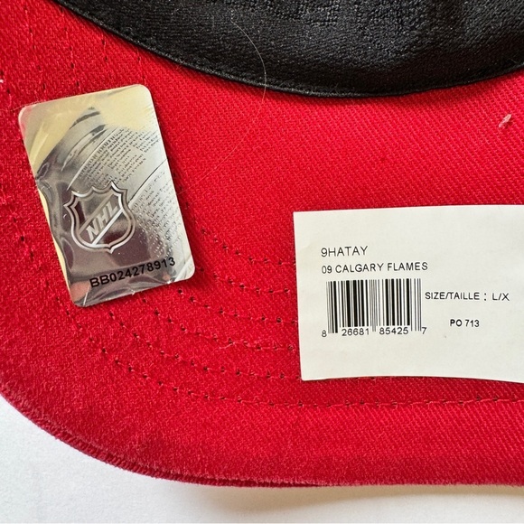 NWOT Calgary Flames NHL Baseball Cap Hat 47 Stretch Fit Black Red Sz L-XL - Picture 3 of 11
